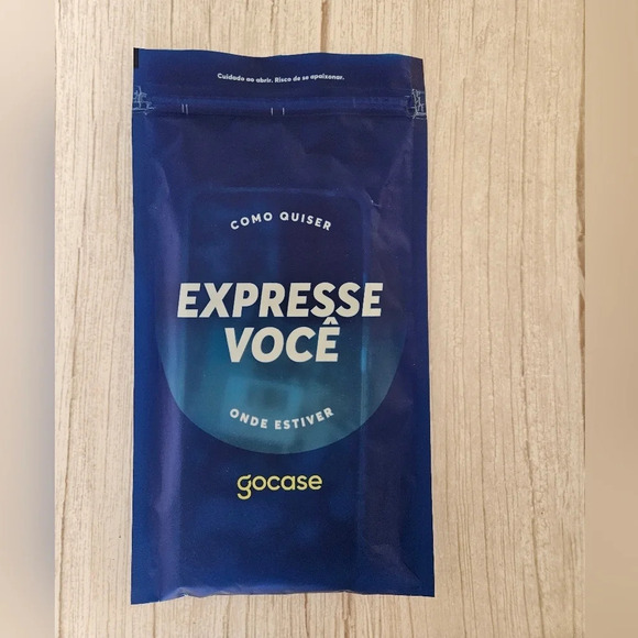 Disney - Winnie The Pooh - Pooh and Friends Samsung Galaxy S21 Ultra Phone Case - Picture 3 of 5